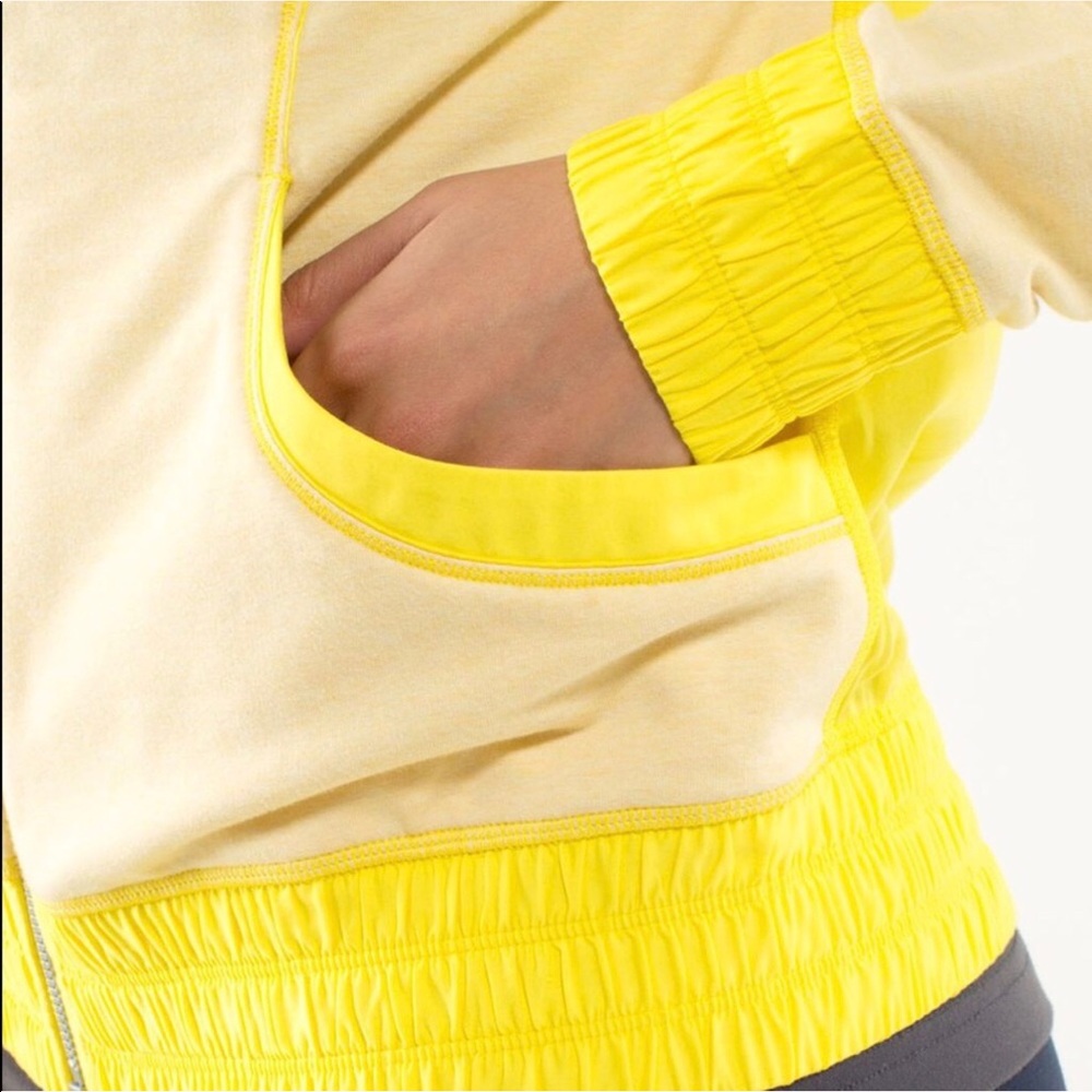 Lululemon jacket - Picture 4 of 7